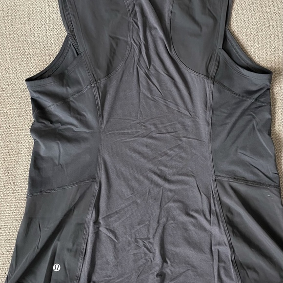 EUC Lululemon Tank - Picture 2 of 3